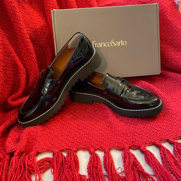 Franco Sarto Shoes - Penny loader black patent shoe. SZ 7. Like new